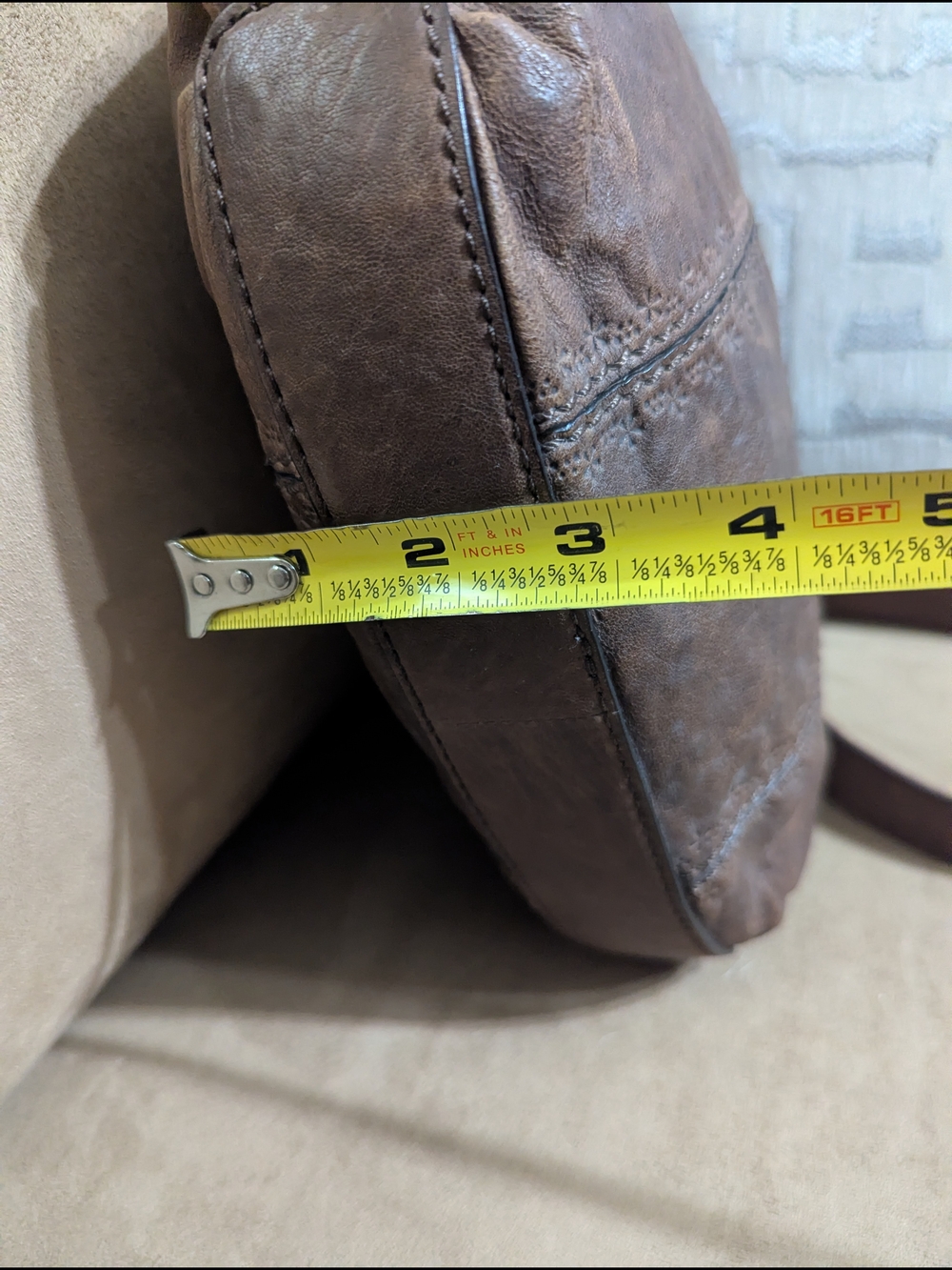 Fossil Talita Hobo Brown Leather Crossbody Bag - Picture 4 of 11